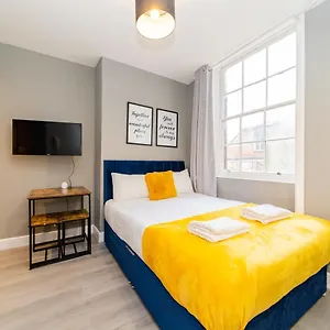 Studio Flat Next To I Ms12 , Brighton United Kingdom
